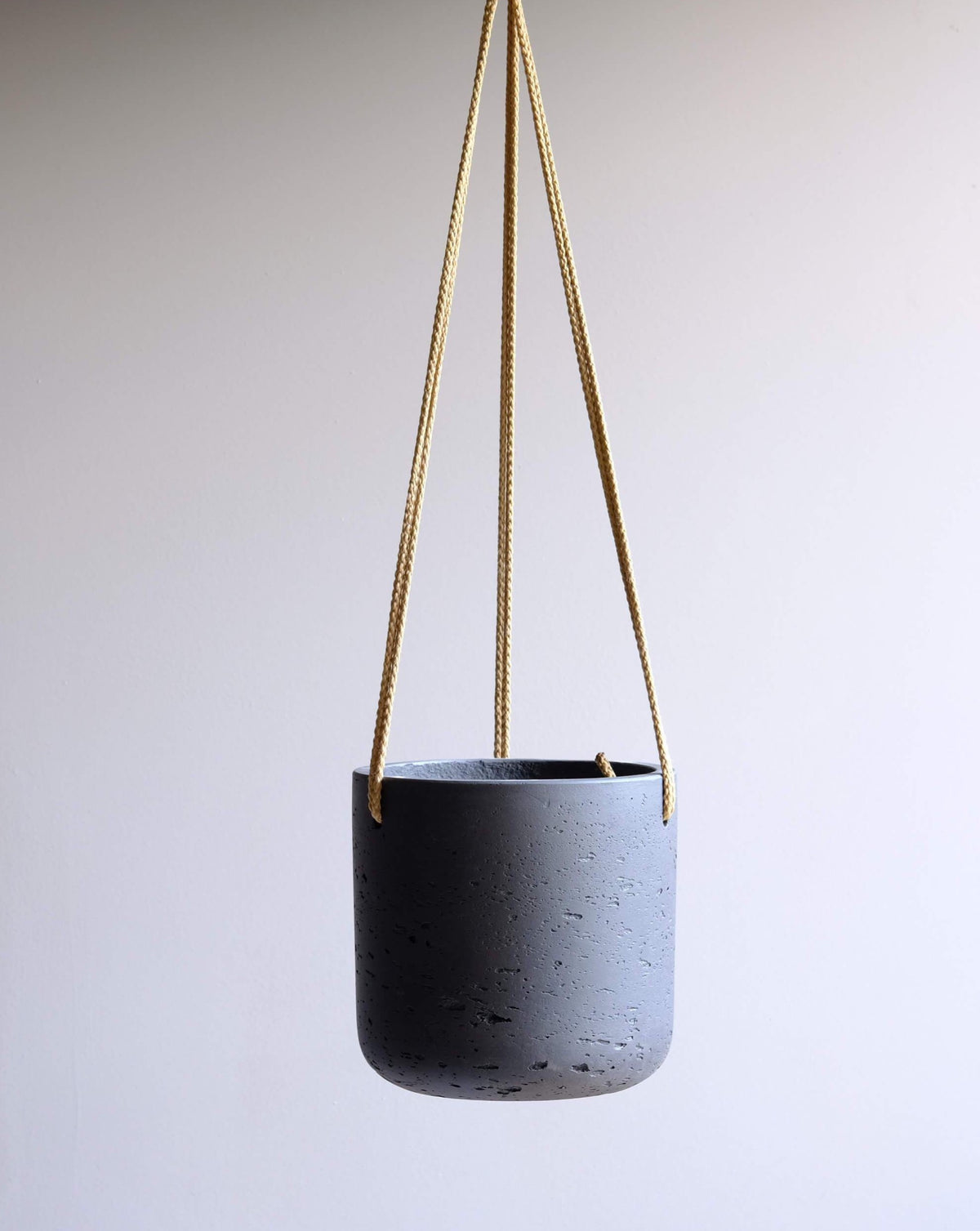 Hanging Straight Edge Pot - Charcoal