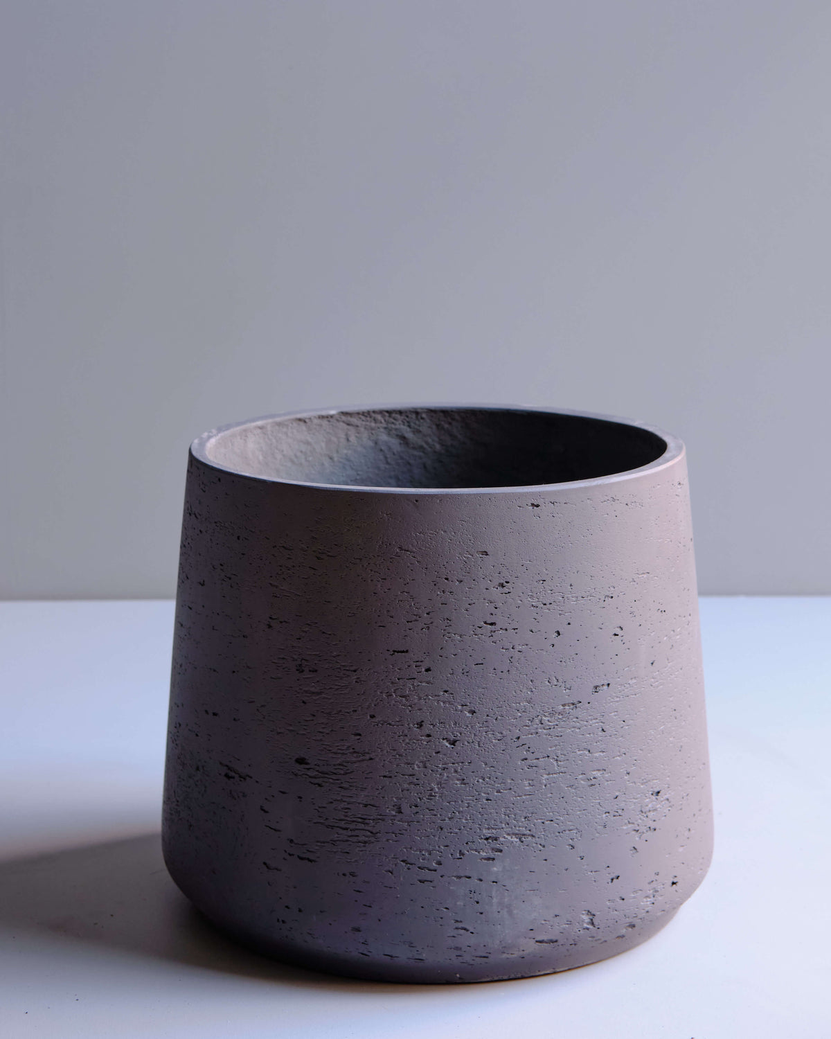 Curved Clay Pot (37cm) - Charcoal Grey